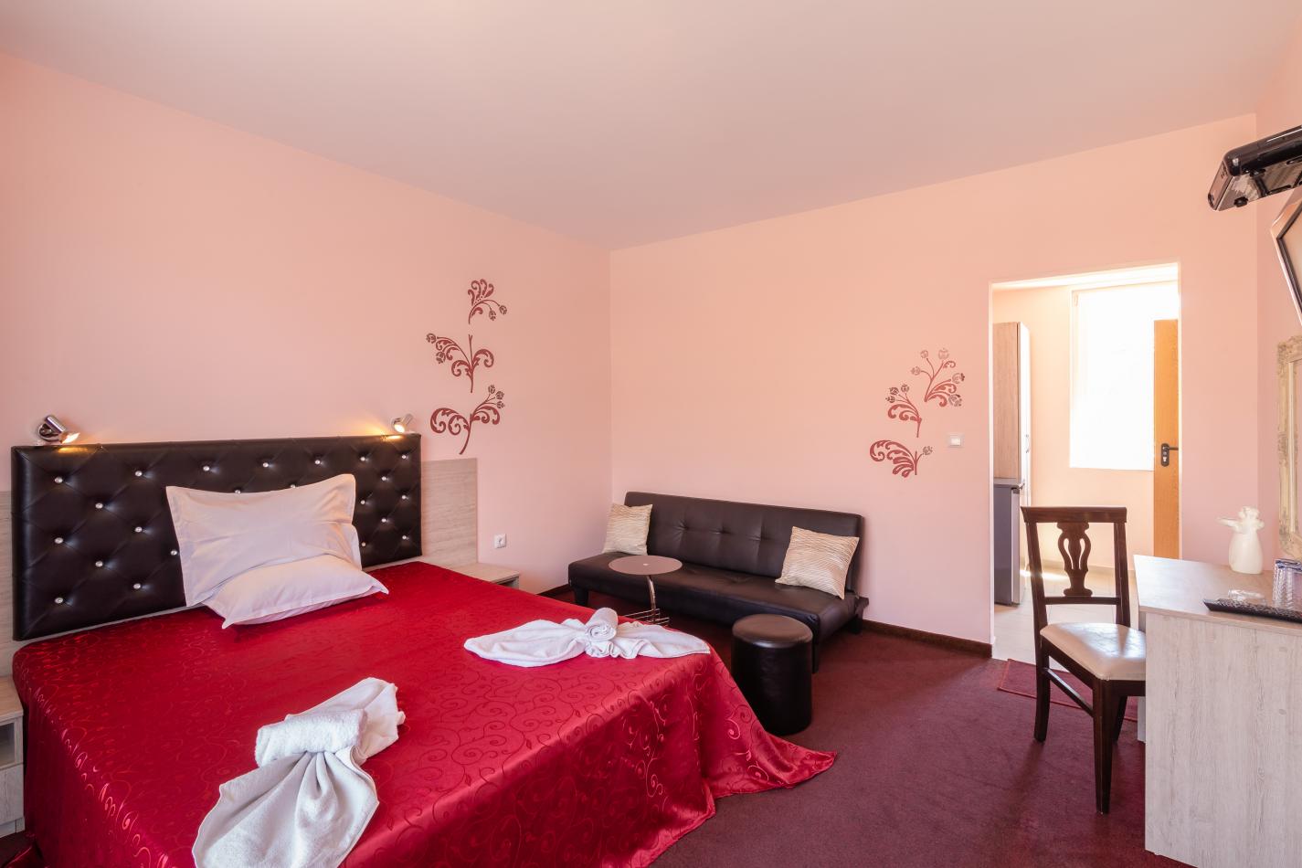 Hotel Zeus studio